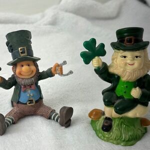 Leprechaun Figurine Set 2pc Green St Patricks Day Excellent Lucky Decor China